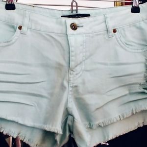 BNWOT Billabong Jean shorts.